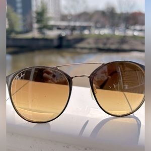 Ray Ban round lens sunglasses